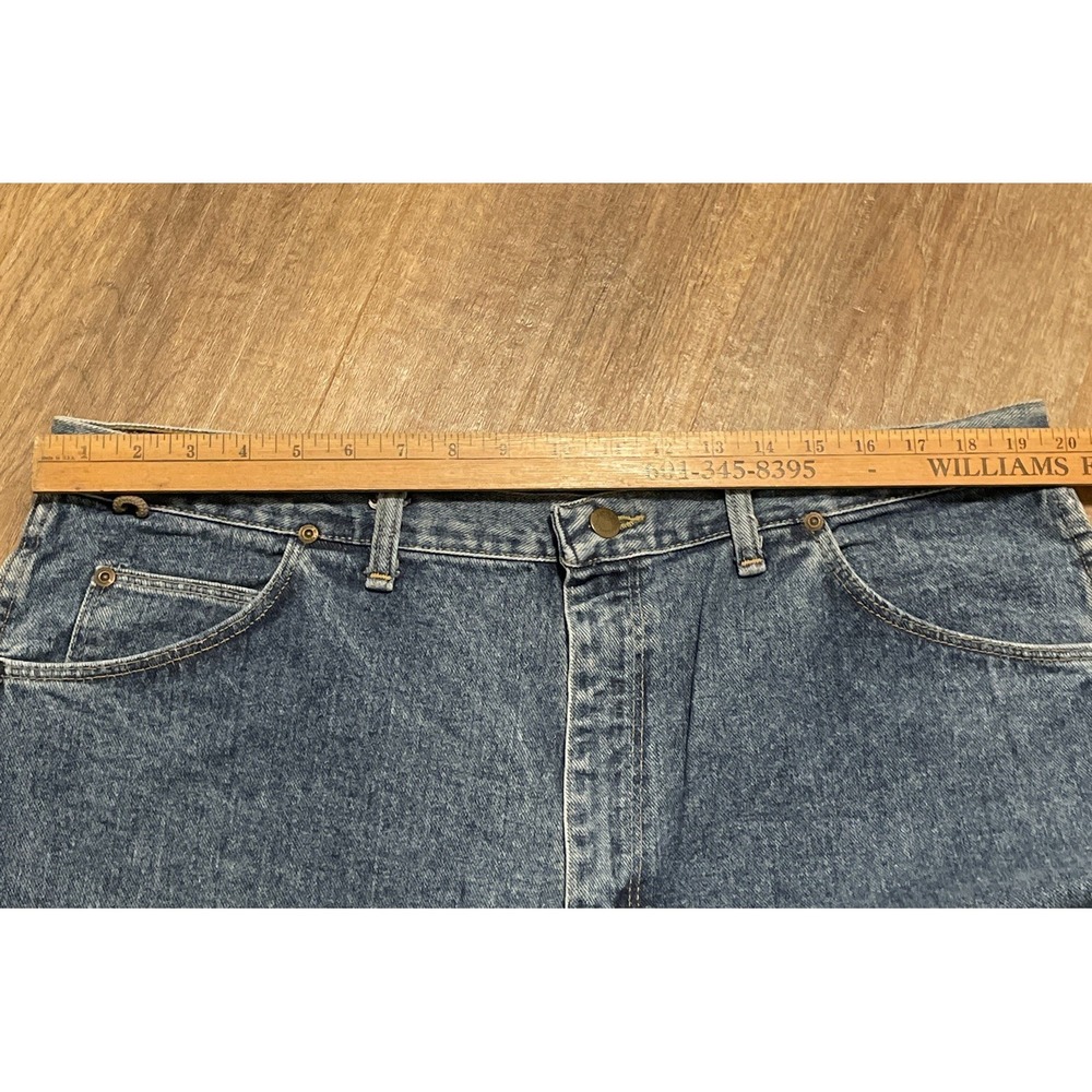 NWOT Wrangler Mens Rugged Wear Relaxed Made In USA Denim Stonewashed Jeans 40x30 - Picture 6 of 6